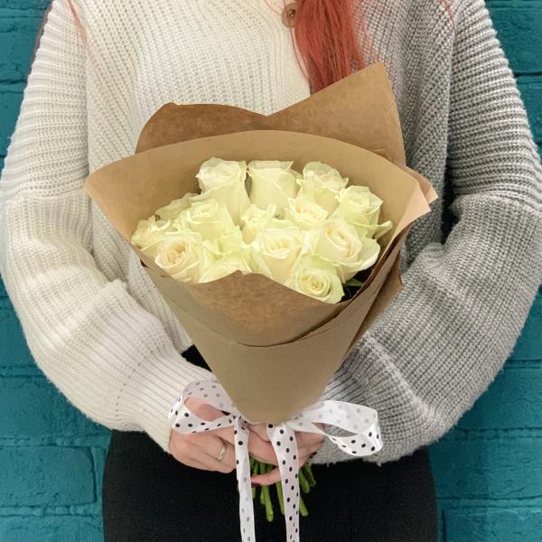 15 белых роз "Белоснежная красота"