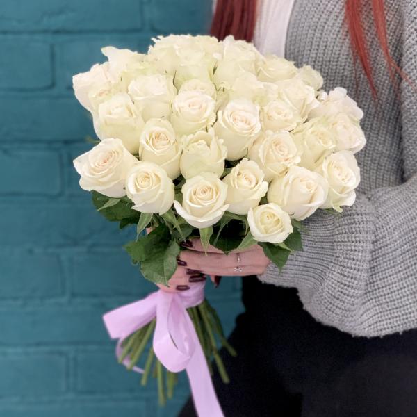 35 белых роз "Жемчужина"