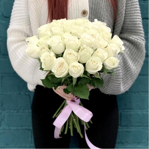 35 белых роз "Жемчужина"