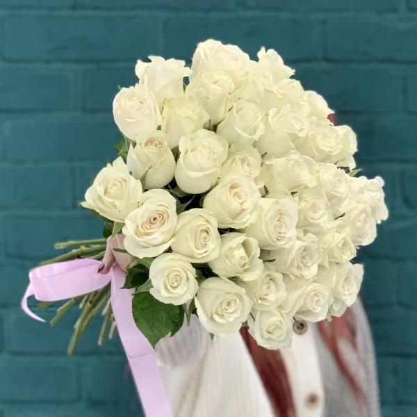 35 белых роз "Жемчужина"