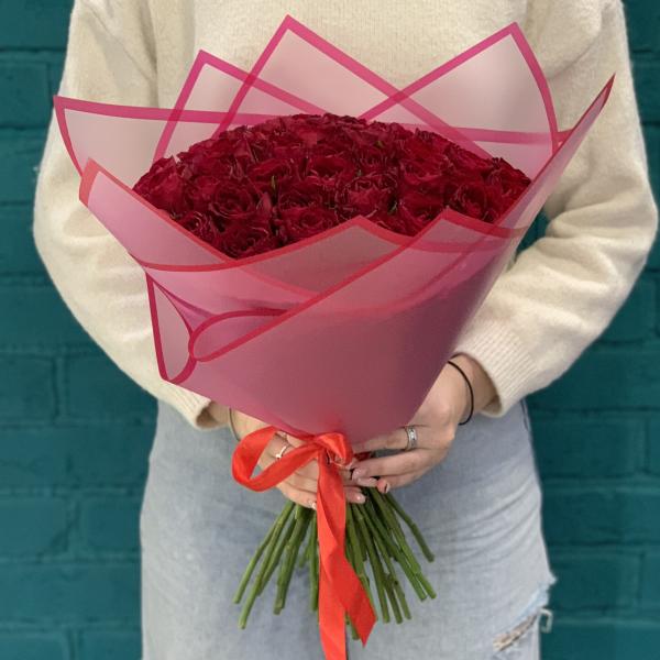45 красных роз "Коламбус"