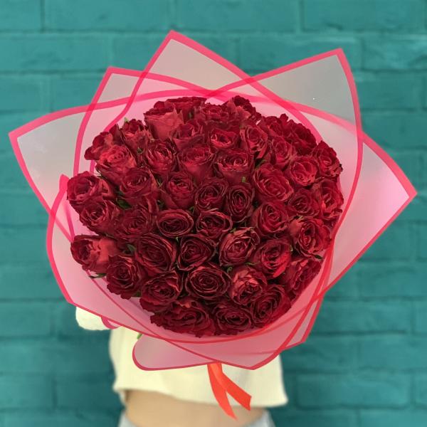 45 красных роз "Коламбус"