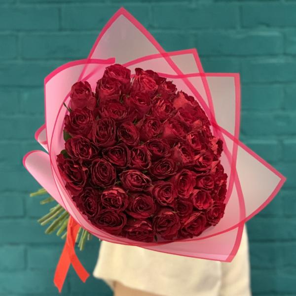45 красных роз "Коламбус"