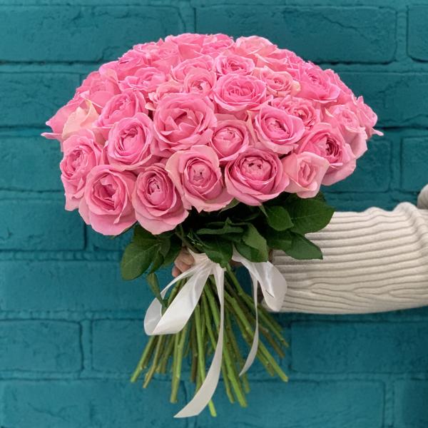 45 розовых роз "Ханой"