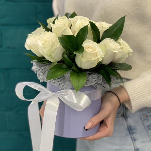 15 белых роз "Лёгкие кружева"
