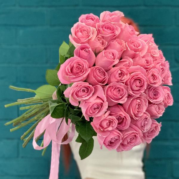 35 розовых роз "Тбилиси"