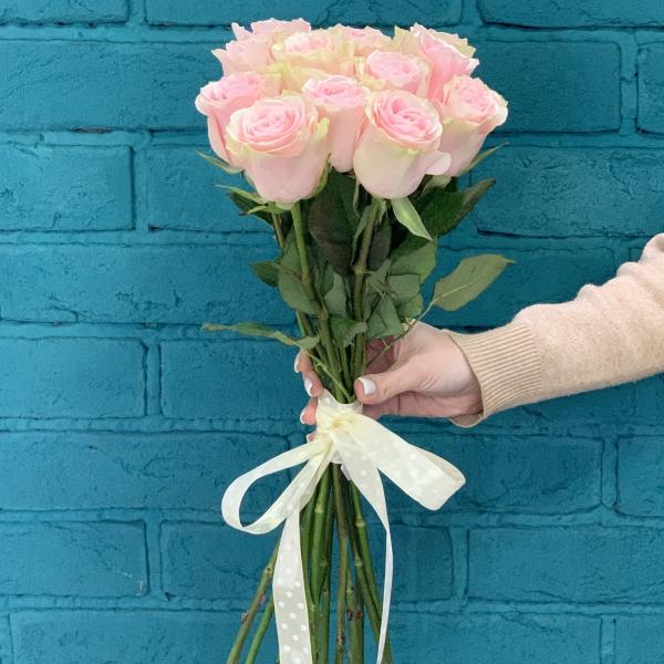 13 розовых роз "Волшебное желание"