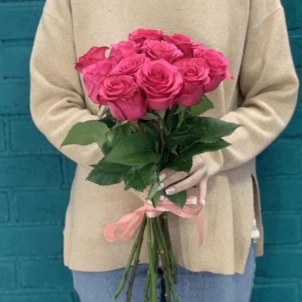 11 роз "Малиновый рай"