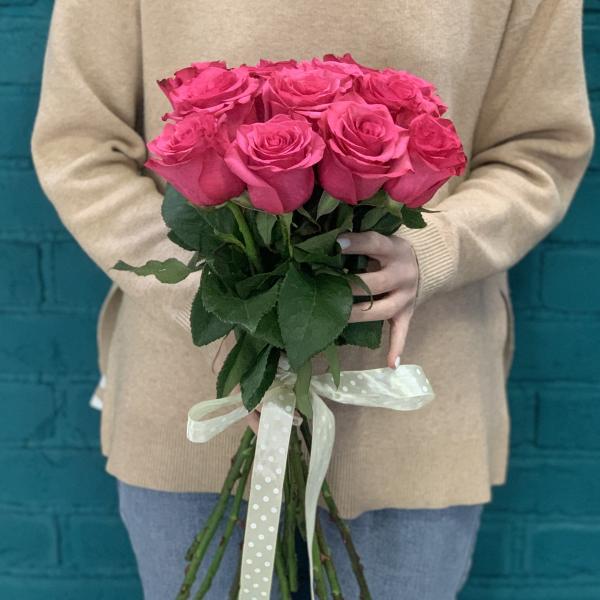 13 малиновых роз "Млечный путь"