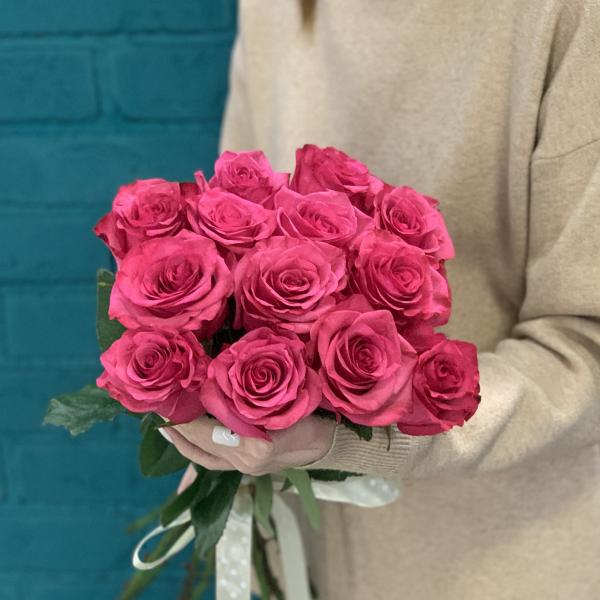 13 малиновых роз "Млечный путь"