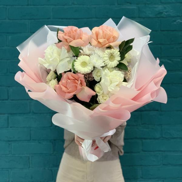 Французская роза и гербера "Весенний день"