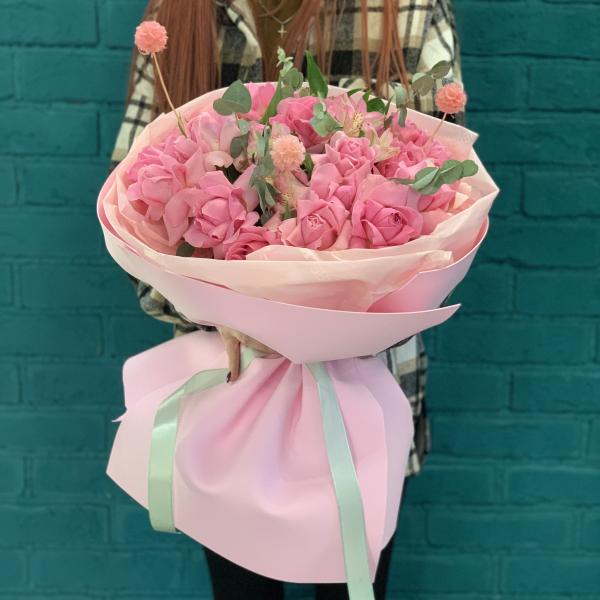 Роза и альстромерия "Ягодный коктейль"