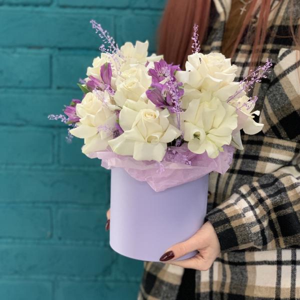 Роза и альстромерия "Аромат лаванды"