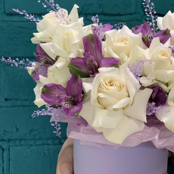 Роза и альстромерия "Аромат лаванды"