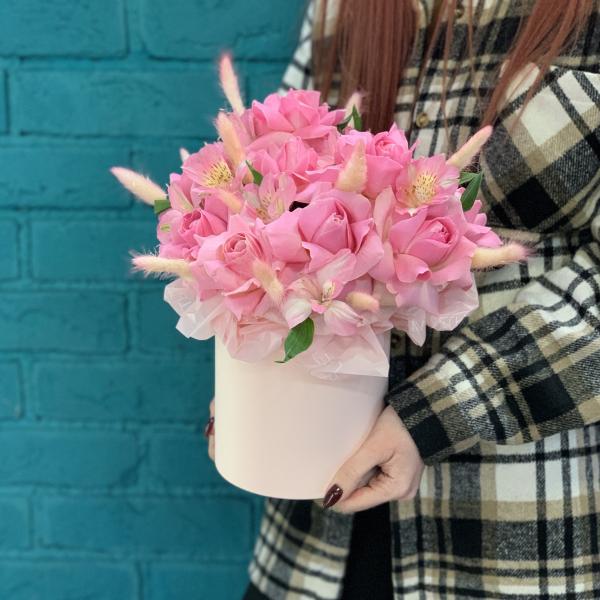 Роза и альстромерия "Ягодный пудинг"