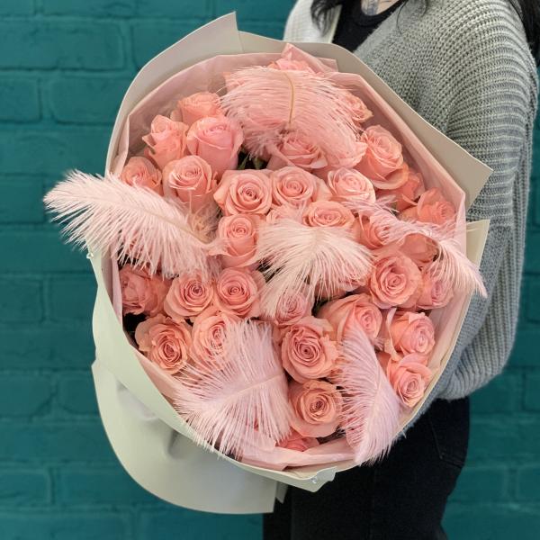 45 розовых роз  "Безмятежная красота"
