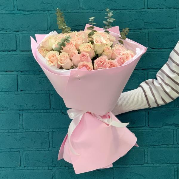 Роза и эвкалипт "Аура"