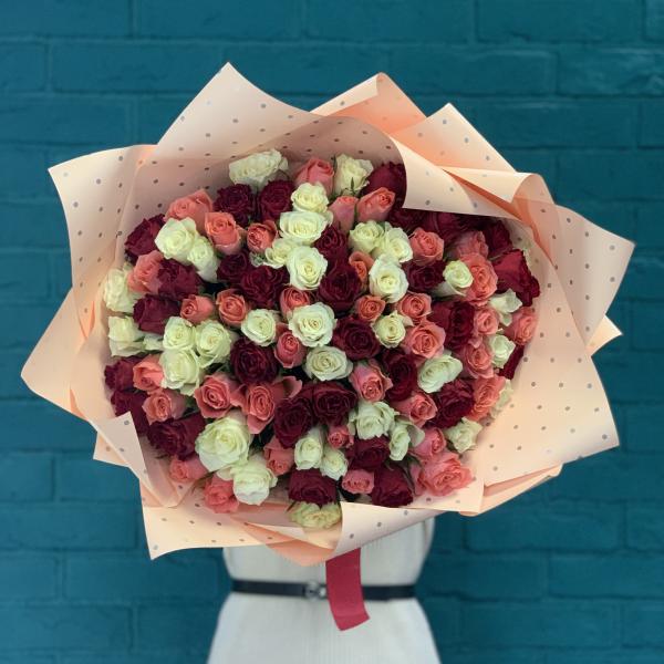 101 роза "Марс"