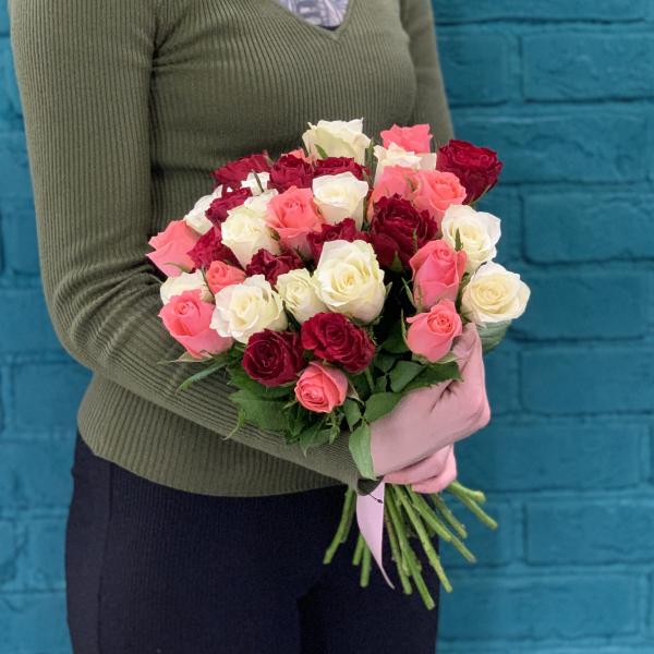 35 роз "Карнавал"