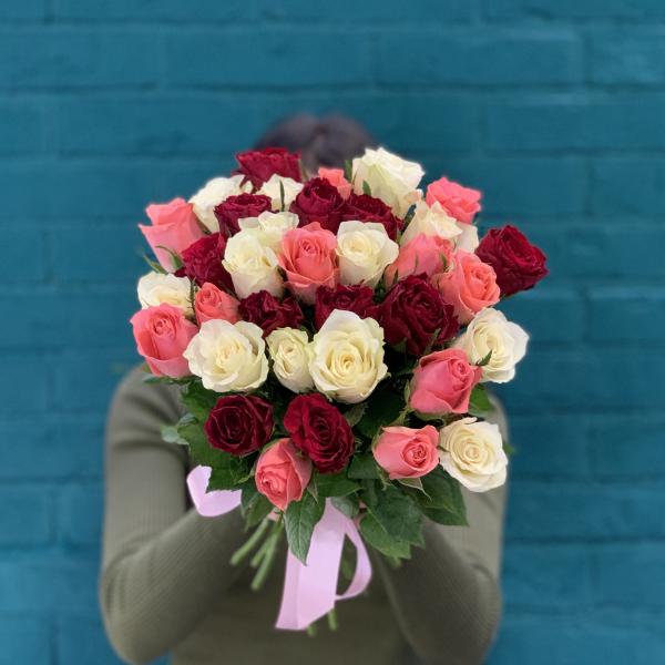 35 роз "Карнавал"