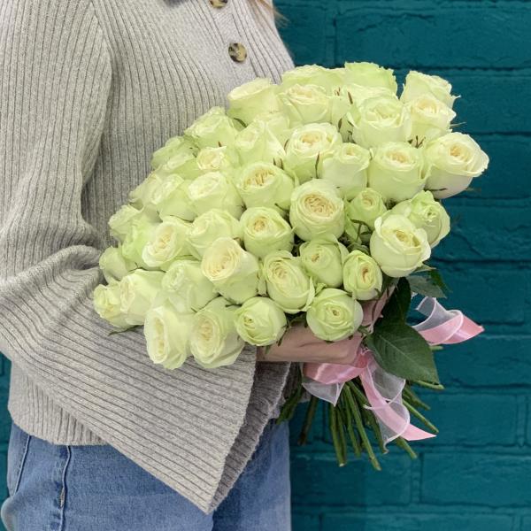 45 пионовидных роз "Аура"