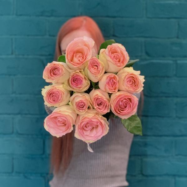 13 розовых роз "Арфа"