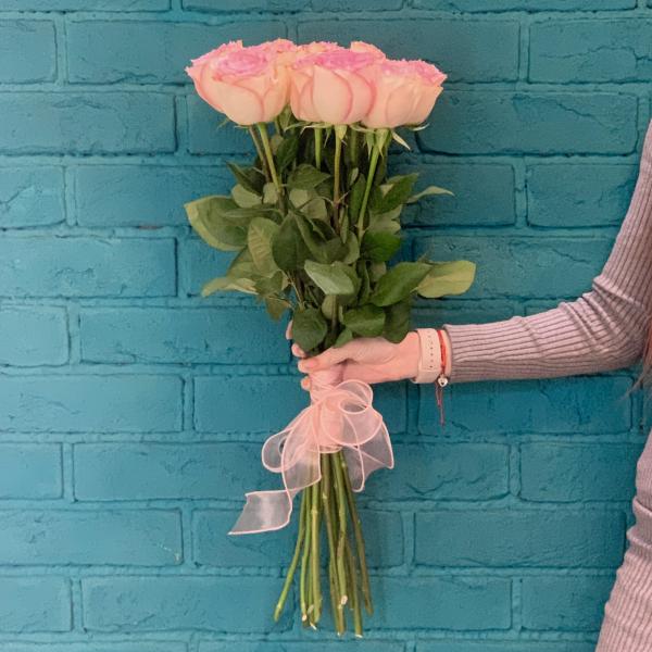 13 розовых роз "Арфа"