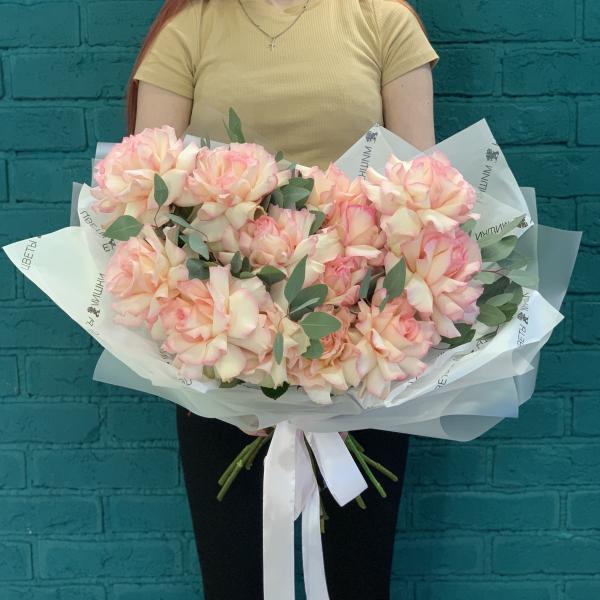 Французская роза и эвкалипт "Рандеву"