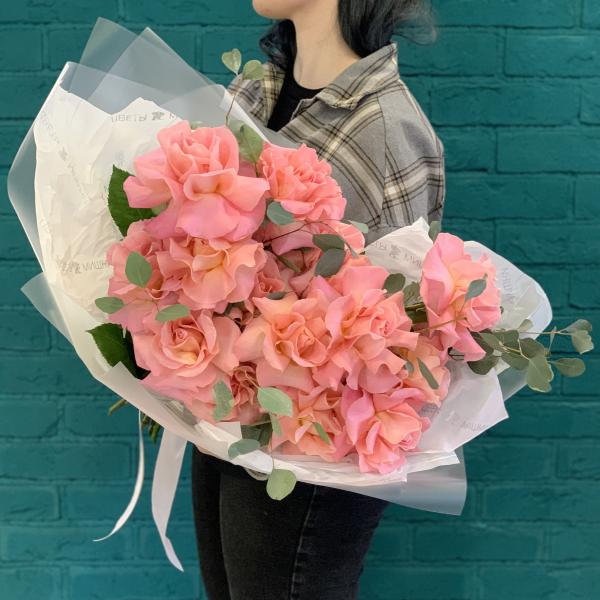 Французская роза и эвкалипт "Алый закат"