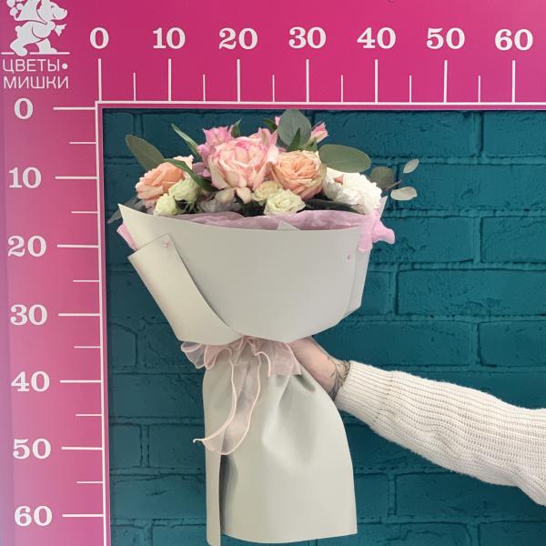 Французская роза и альстромерия "Изящный танец"