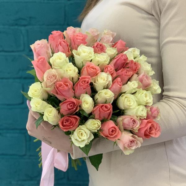 51 роза "Мягкий рассвет"
