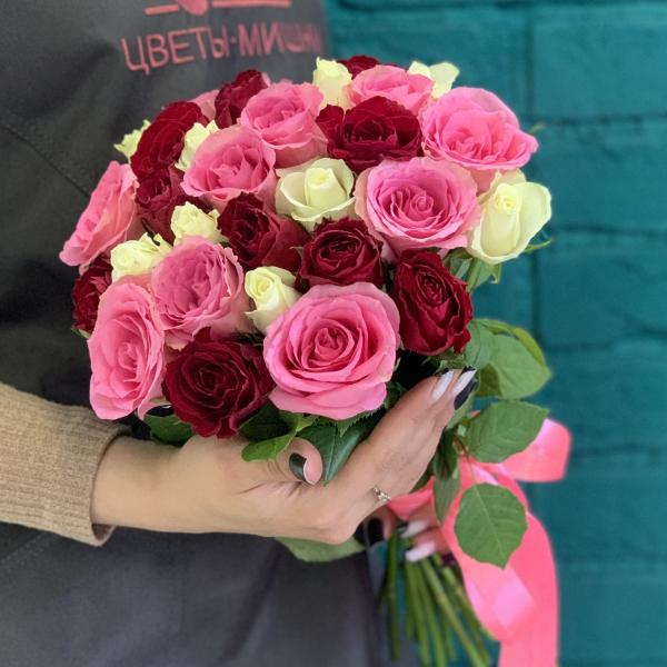 29 роз "Мильфей"