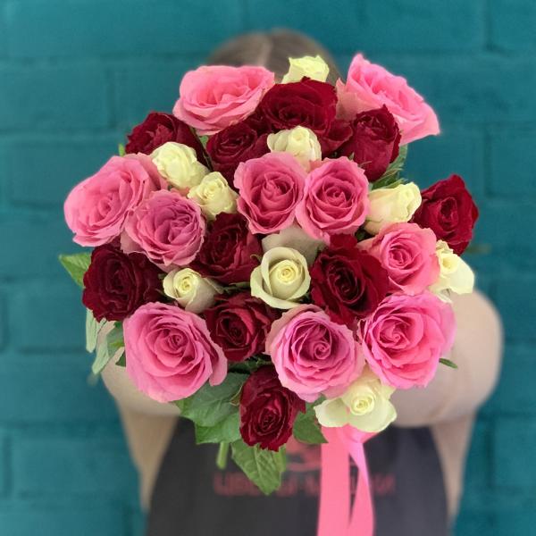 29 роз "Мильфей"