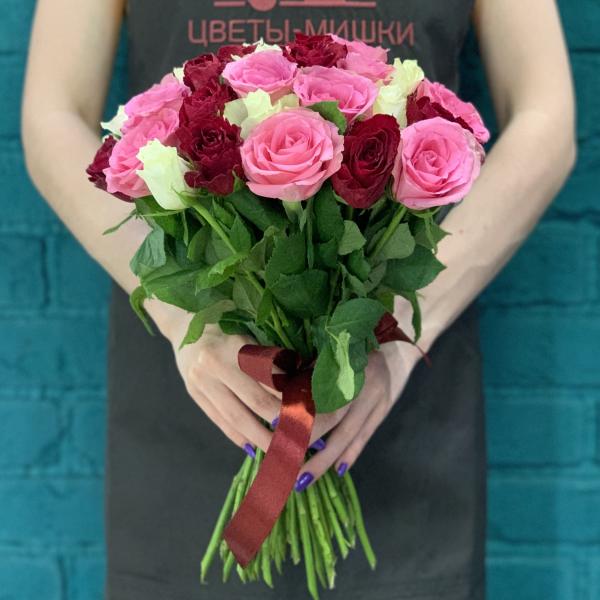 39 роз "Панакота"