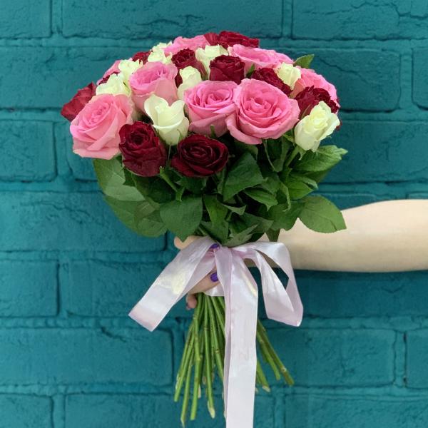 45 роз "Шарлотта"