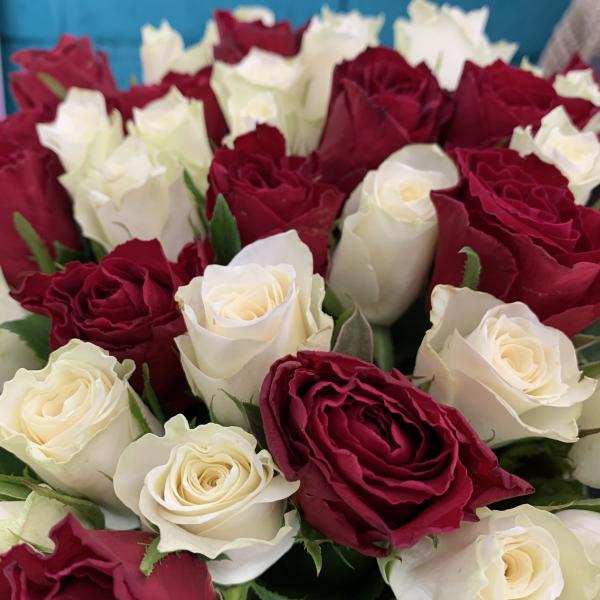 35 роз "Филиппины"