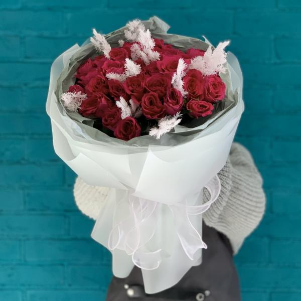 35 роз "Предвкушение"