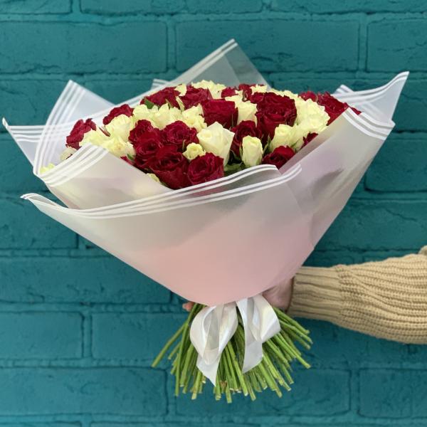 101 роза "Обещание любви"