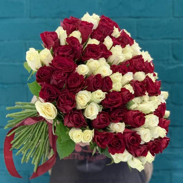 101 роза "Лёд и пламя"