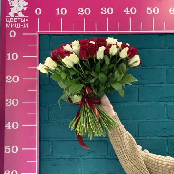 101 роза "Лёд и пламя"