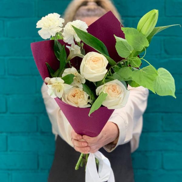   Роза и альстромерия  "Летняя свежесть"