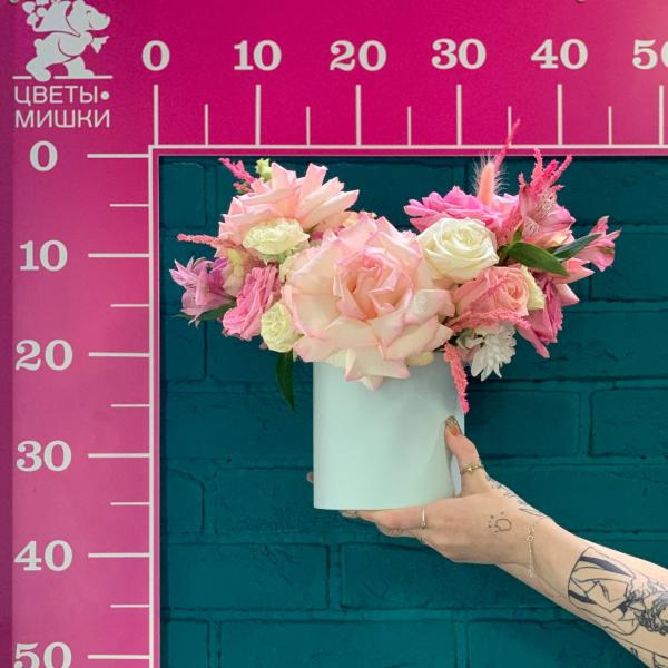 Французская роза и  альстромерия "Нежный всплеск"