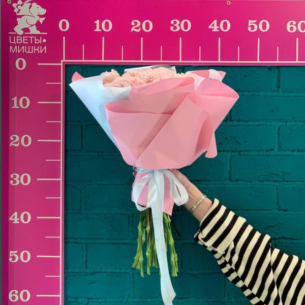 15 розовых гвоздик "Миг любви"