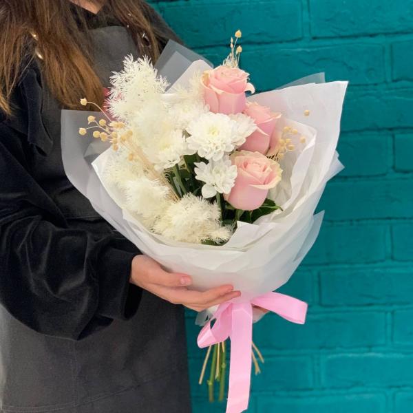  Роза и хризантема "Сказка на ночь"