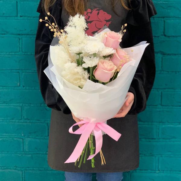  Роза и хризантема "Сказка на ночь"