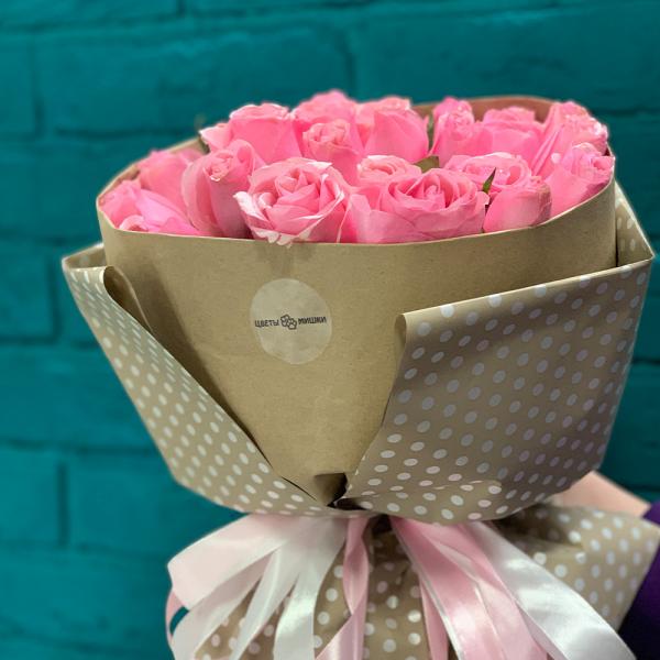 25 розовых роз ”Джерси”