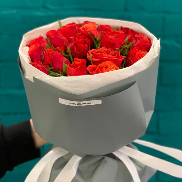 21 роза  “Малина“