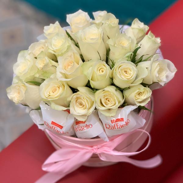 21 белая роза “Милена“