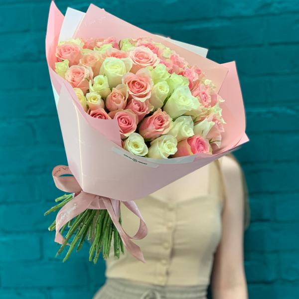 49 роз “Астрид“