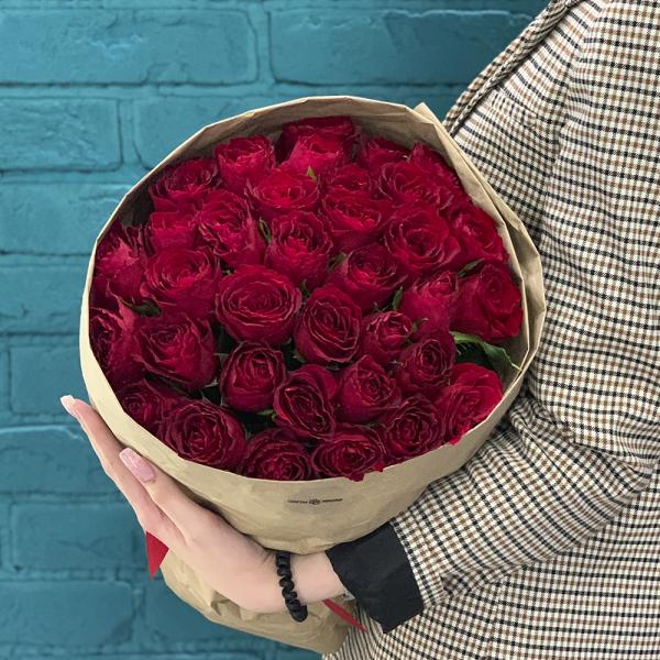 35 красных роз “Палящее солнце“